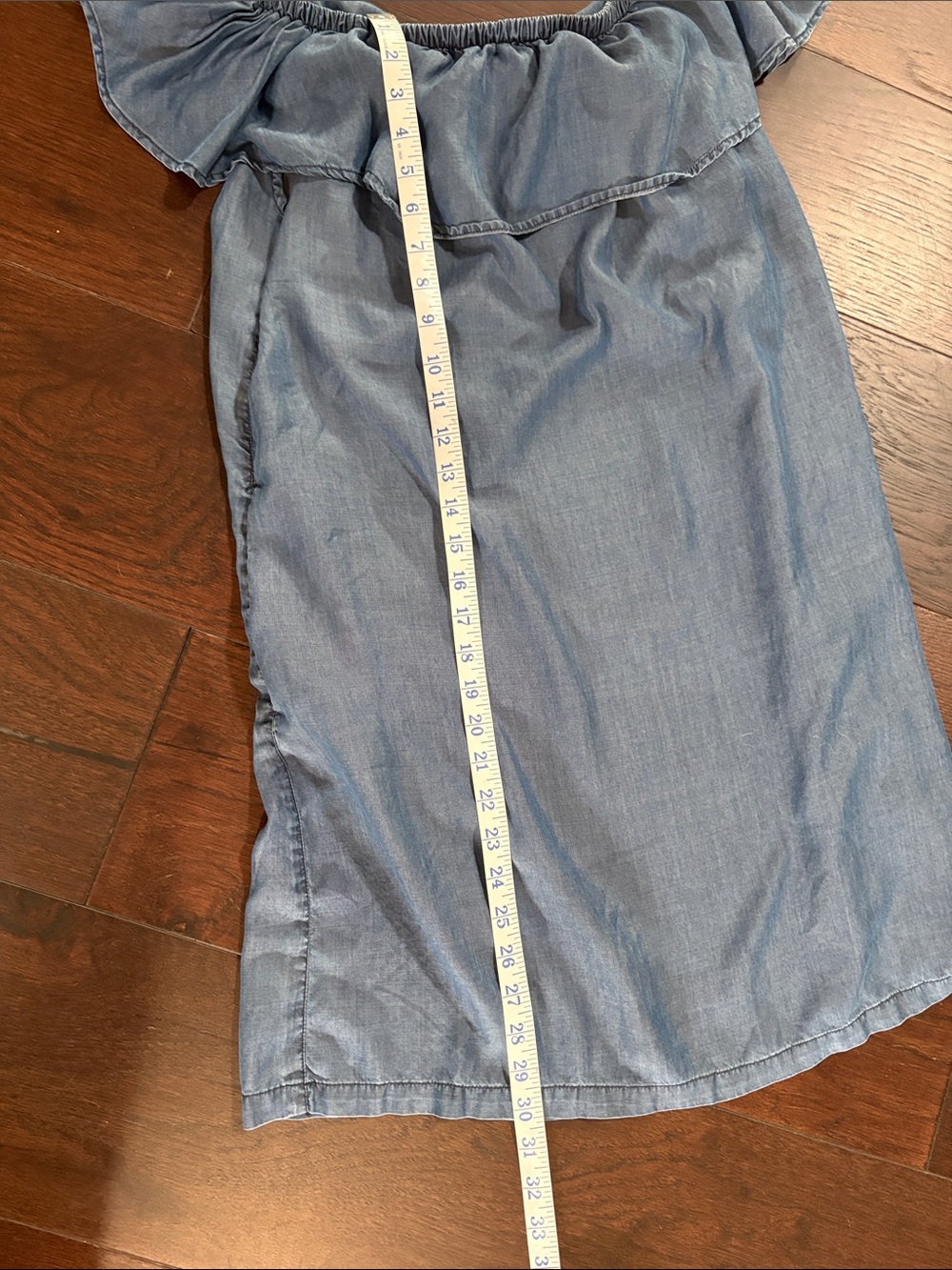 Tommy Bahama Light Blue Off-Shoulder Chambray Dress size large - Picture 4 of 5